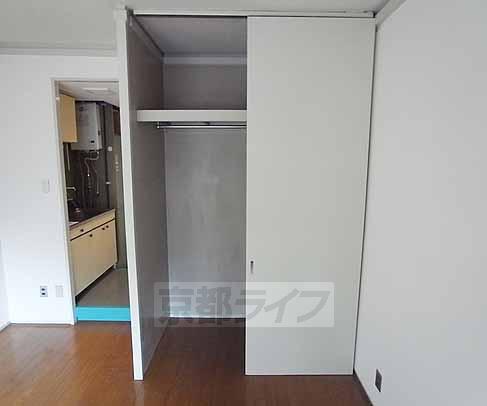 収納　奥行きもたっぷり取れる収納です