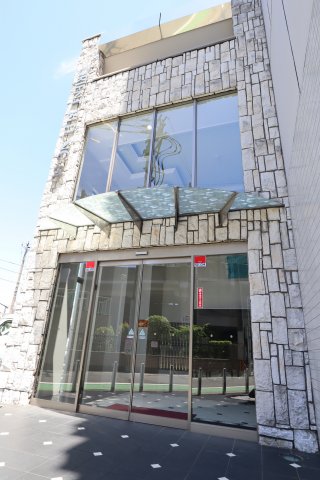 エントランス　毎日通るエントランスはこのようになっています