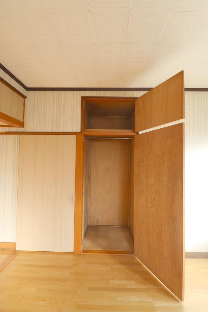 収納　2階洋室・収納