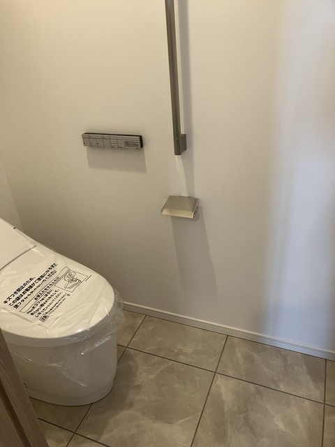 トイレ　※写真は同タイプ住戸です。