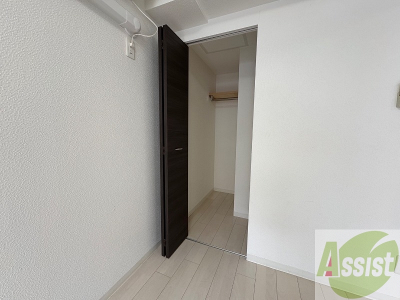 収納　寝室の収納です。部屋がすっきり片付きます。