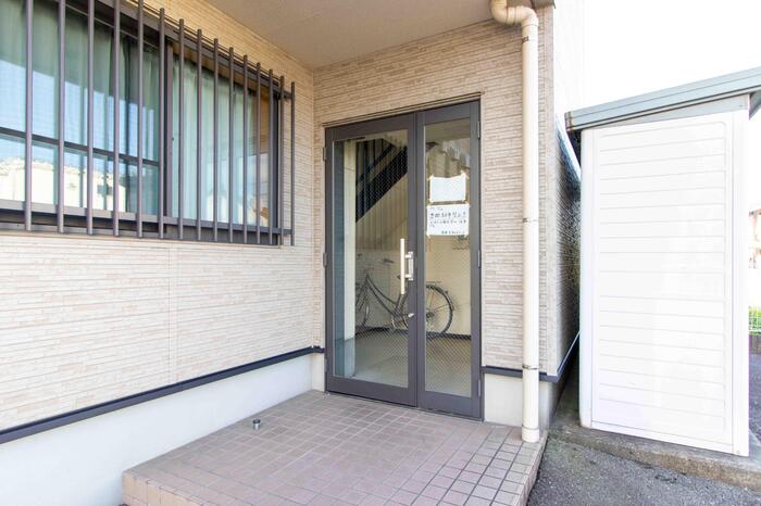 エントランス　清潔なエントランスです