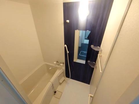 バス・シャワールーム　ゆったり入れるお風呂！