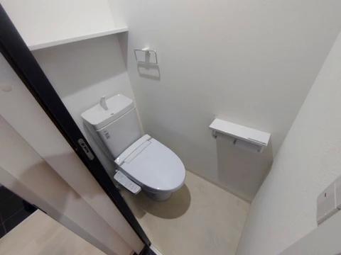 トイレ　ウォシュレット付き！