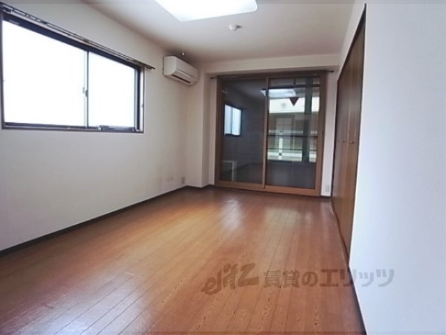 居室・リビング　洋室