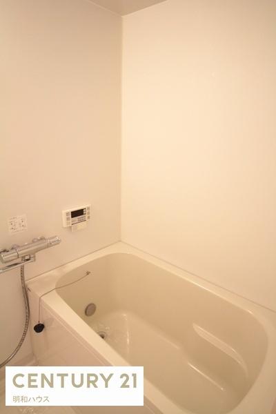 バス・シャワールーム　追焚き完備のバスルームです◎