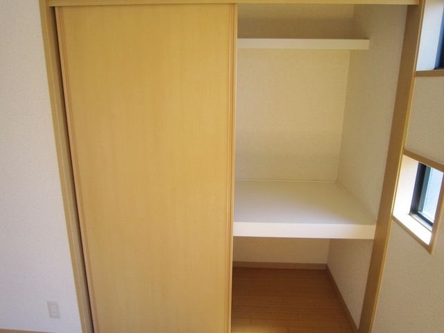 収納　★お問い合わせはタウンハウジングまで★