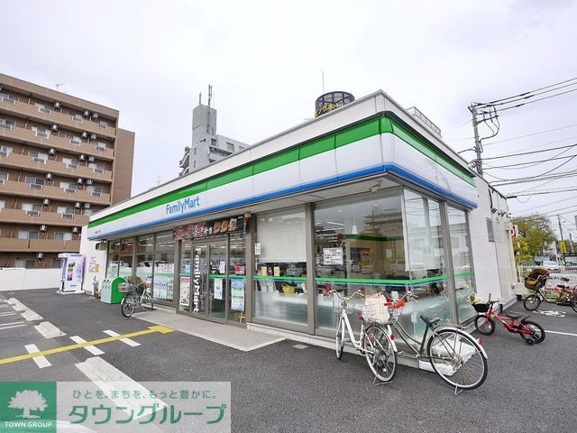 コンビニ　ファミリーマート所沢緑町二丁目店（コンビニ）まで140m