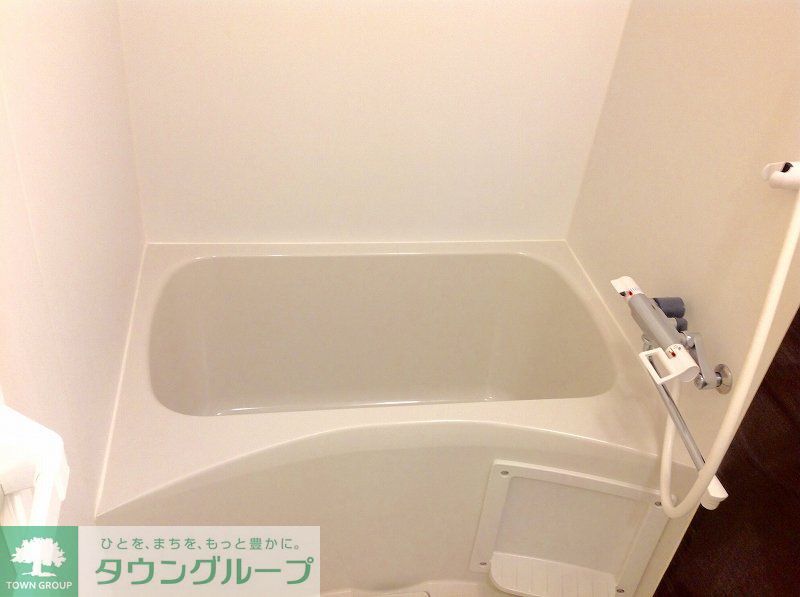 バス・シャワールーム　カラーパネル使用