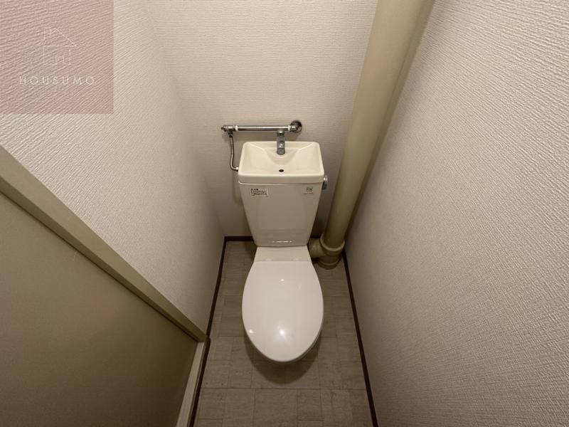 トイレ　清潔感のあるトイレです