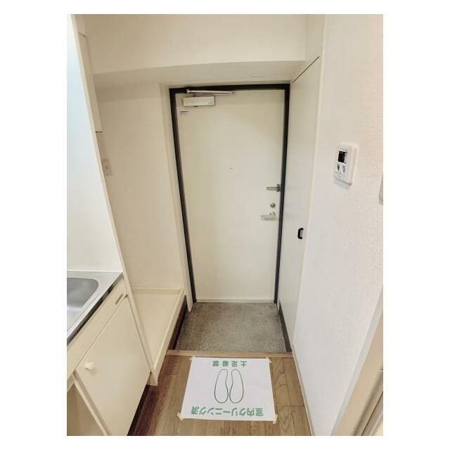 玄関　（別タイプ参考写真）ラ・フラッツ　文京区千石1
