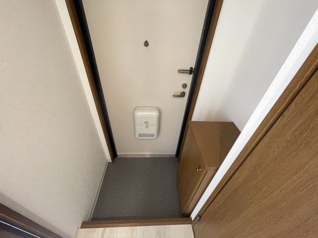 玄関　落ち着いた玄関です