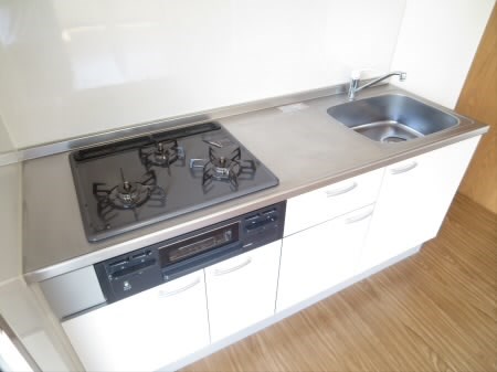 キッチン　※別部屋の写真です
