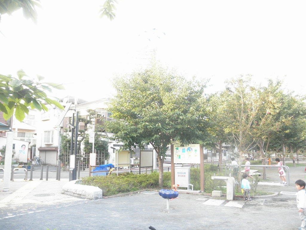 公園　染井よしの桜の里公園（公園）まで1008m