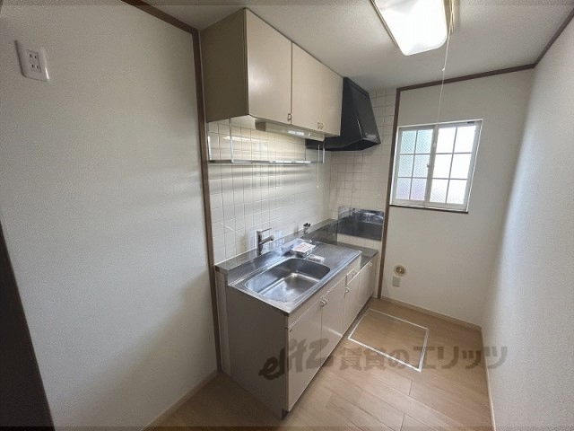 キッチン　床下収納