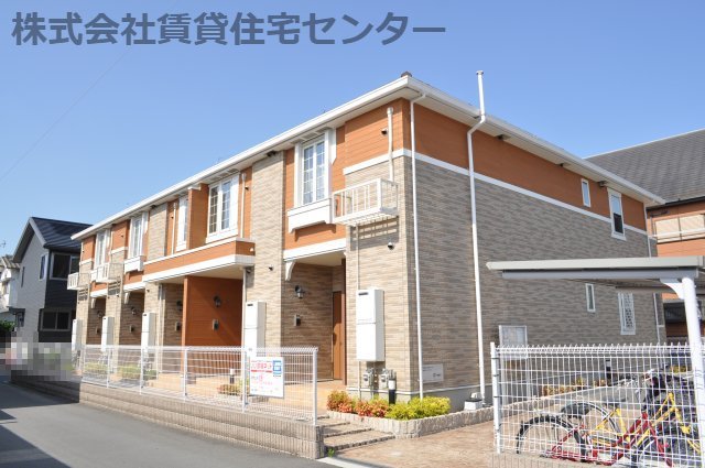 南海本線 和歌山市駅 バス乗車時間：7分 最寄りバス停で下車 徒歩3分 築12年