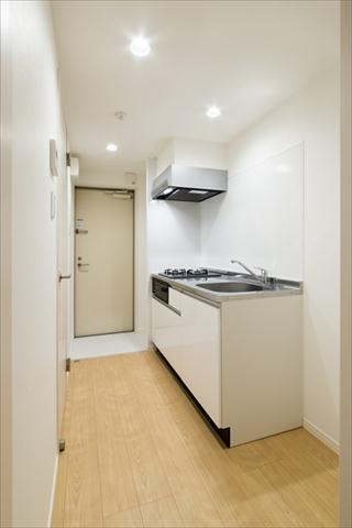 東武野田線 岩槻駅 徒歩8分 2階建 築10年のキッチン写真