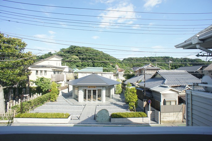 【鎌倉市小町のアパートの眺望】