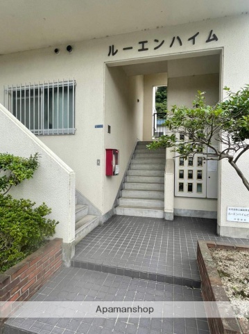 エントランス　駐車場