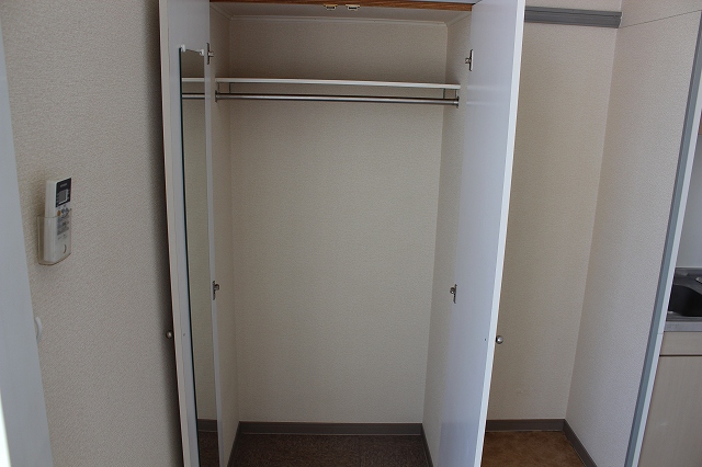 収納　クローゼット