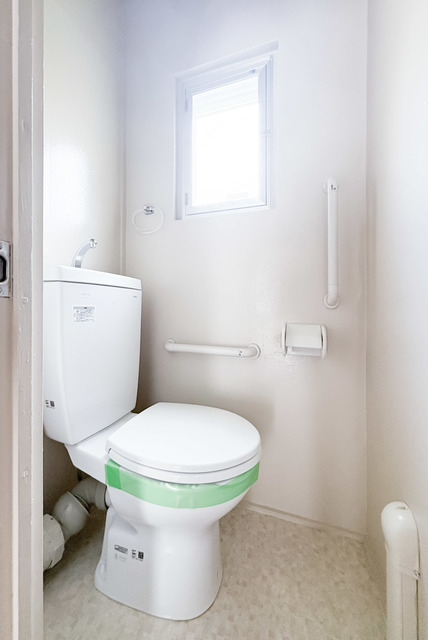 トイレ　トイレ