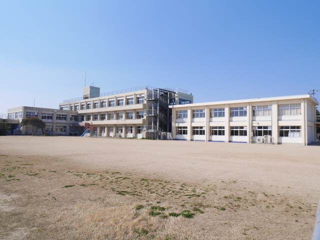 【Ｓｈｉｎｅ ａｒｋ　Ｂの小学校】