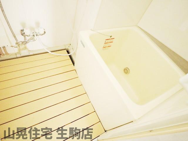 バス・シャワールーム　お風呂です