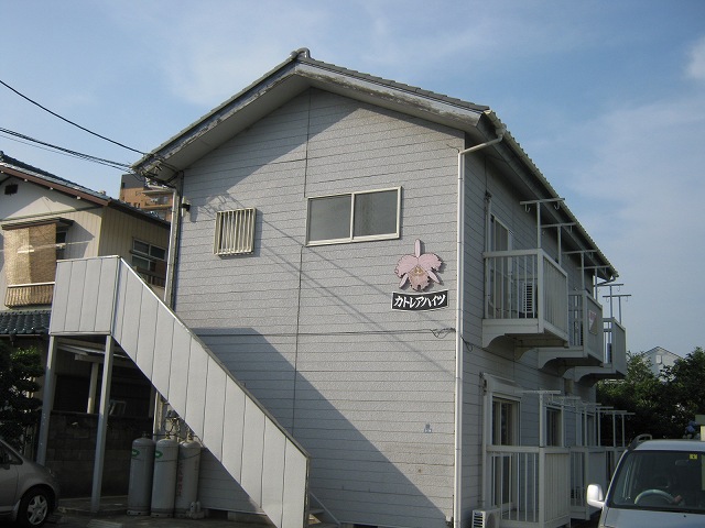 土浦市富士崎のアパートの建物外観