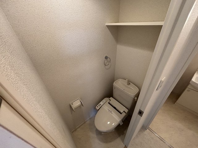 【プレジール灘のトイレ】