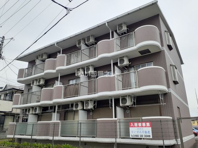 小田原市中町のマンションの建物外観