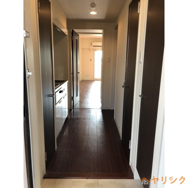 【名古屋市守山区金屋のマンションの玄関】