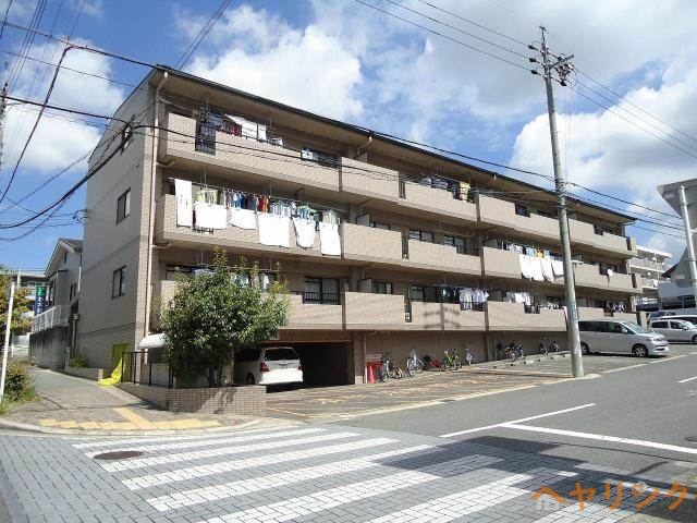 日進市栄のマンションの建物外観