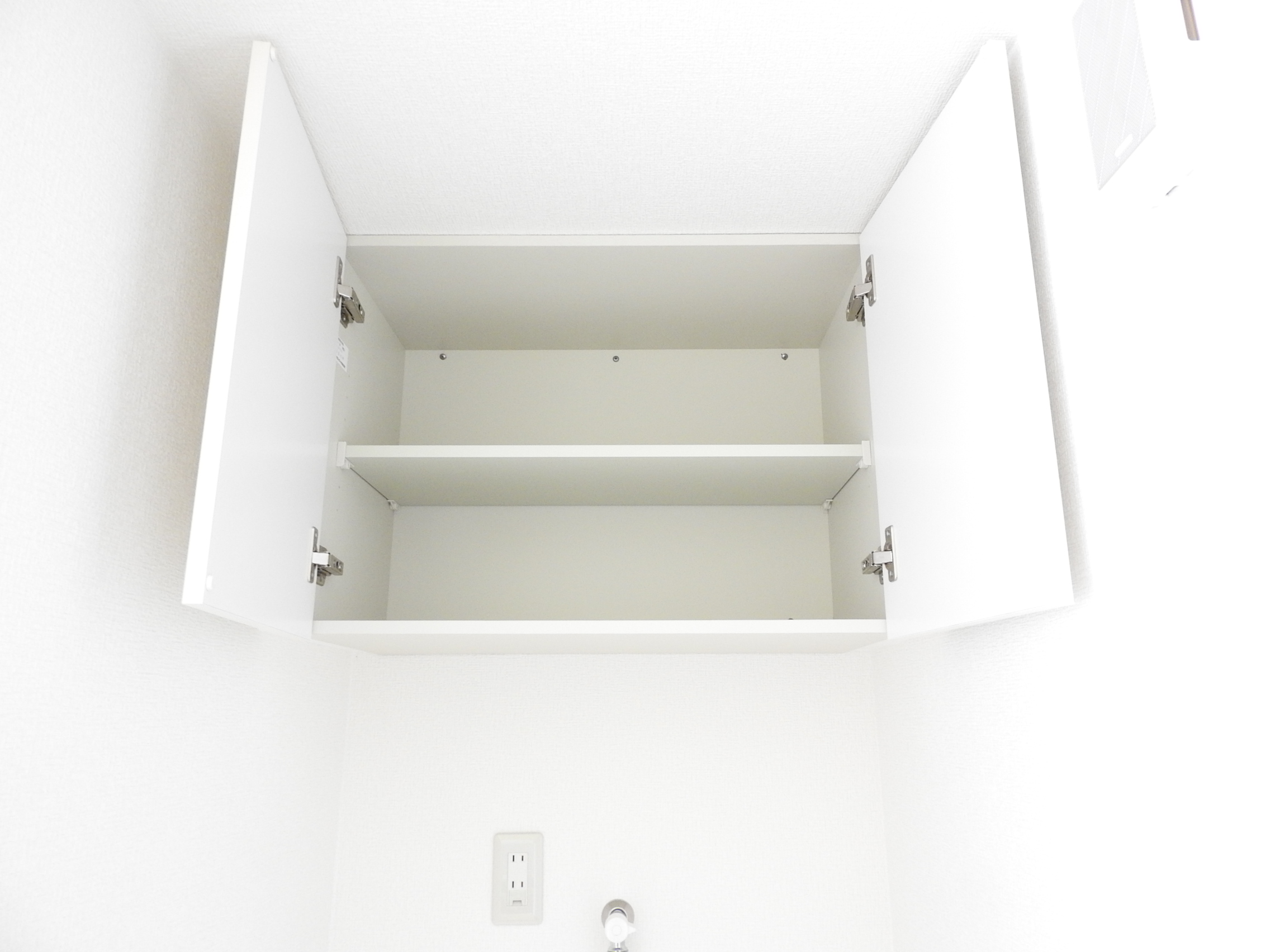 その他設備　洗濯機置き場の上部に収納あり☆彡