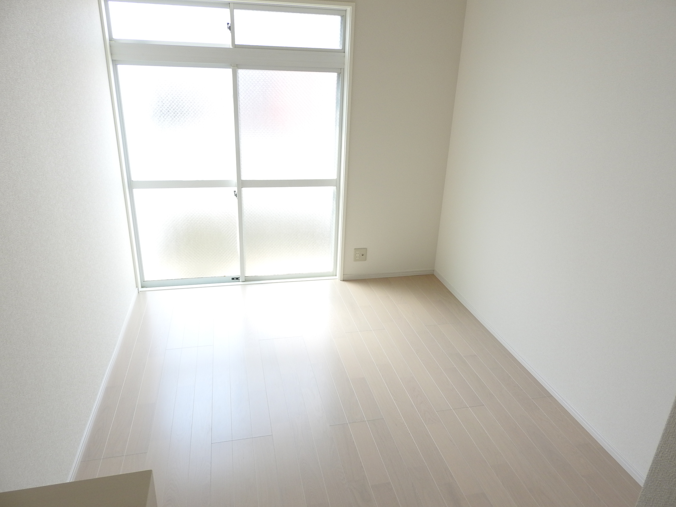 居室・リビング　7帖の洋室☆彡