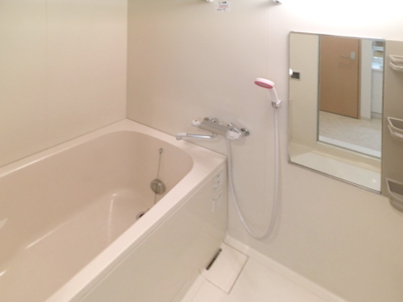 バス・シャワールーム　図面と現状に相違がある場合には現状を優先