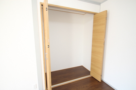 収納　※別部屋の写真です