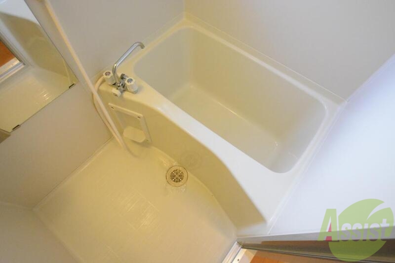 バス・シャワールーム　お湯に浸かって１日の疲れを癒やして下さい