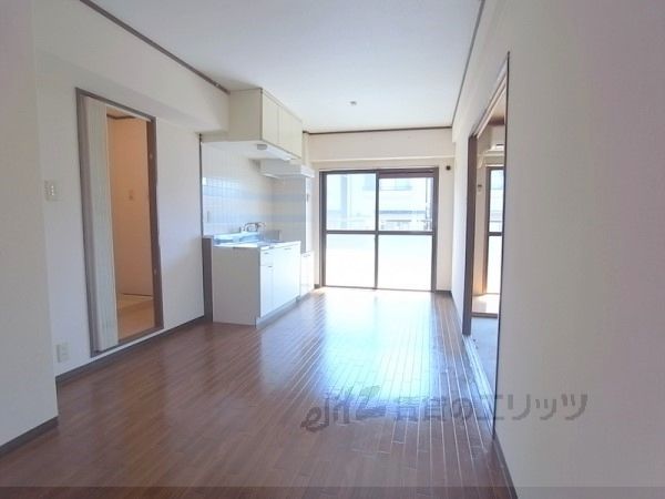 居室・リビング　居室