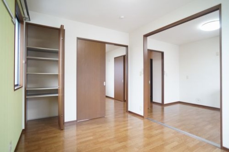 居室・リビング　図面と現状に相違がある場合には現状を優先