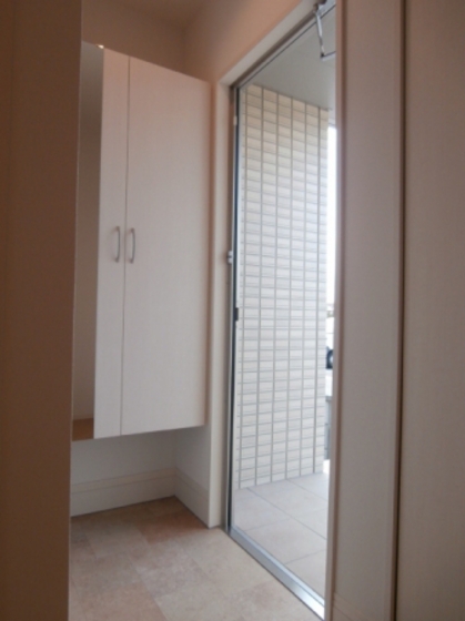 玄関　他号室のお写真です