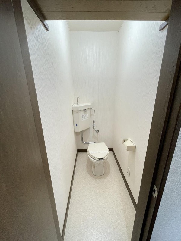 トイレ　トイレ