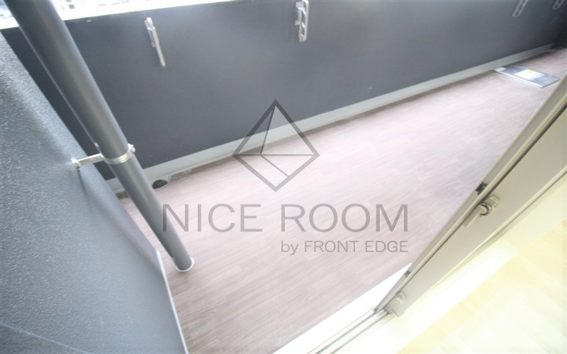 バルコニー　エステムプラザ福島ジェネル　バルコニー