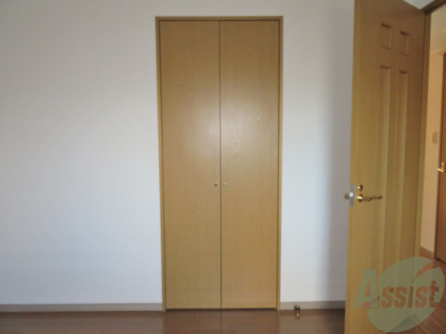 収納　クローゼットがありました。お洋服や荷物はここへ