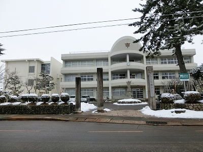 中学校　安田中学校（中学校）まで1300m