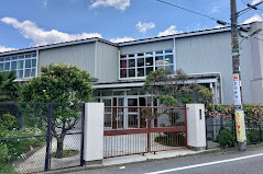 中学校　東調布中学校（中学校）まで191m