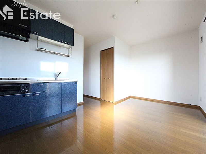 居室・リビング　内装