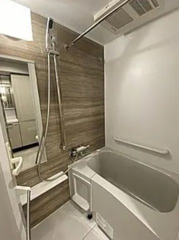 バス・シャワールーム　風呂