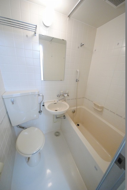 バス・シャワールーム　写真は５０１号室