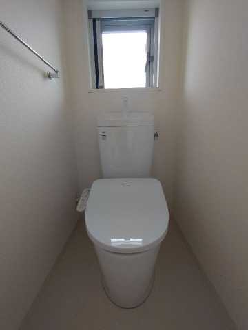 トイレ　別部屋の参考写真です。