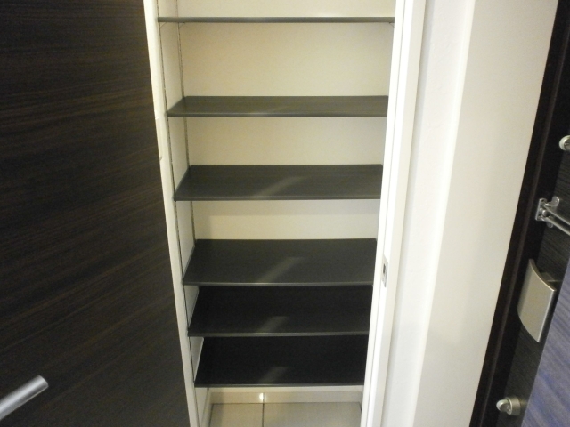 収納　靴もたくさん収まりそうですね